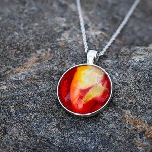 Round Pendant Necklace